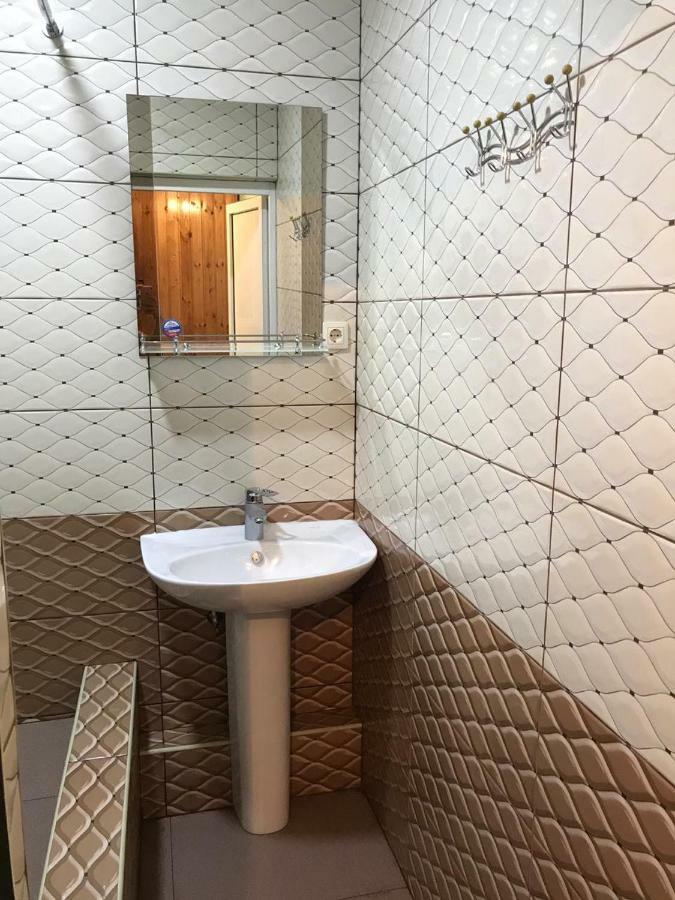 Guesthouse On Sovhoznaya 18 ガグラ エクステリア 写真